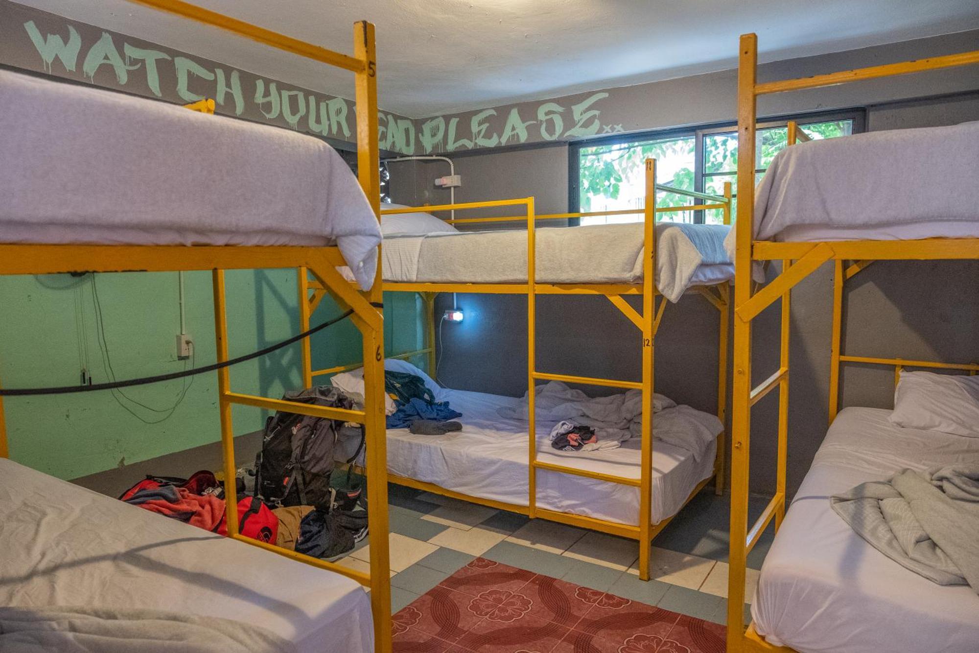 Happy House Backpackers Albergue Pai Exterior foto