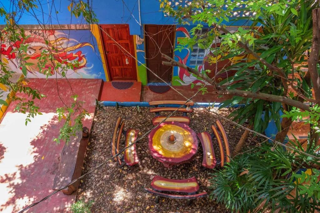Happy House Backpackers Albergue Pai Exterior foto