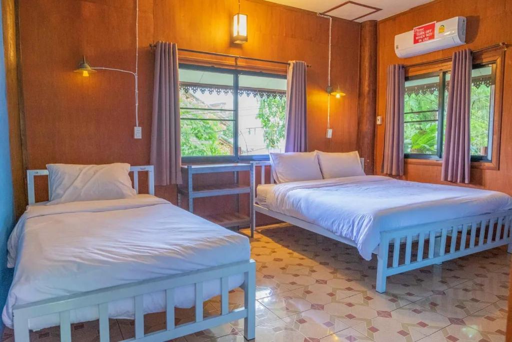 Happy House Backpackers Albergue Pai Exterior foto